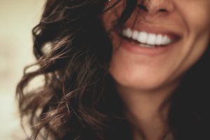 Comment adopter le style parisien : les secrets des parisiennes